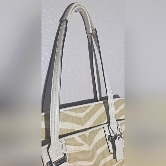Coach Zebra Purse White and Tan - Picture 5 of 16